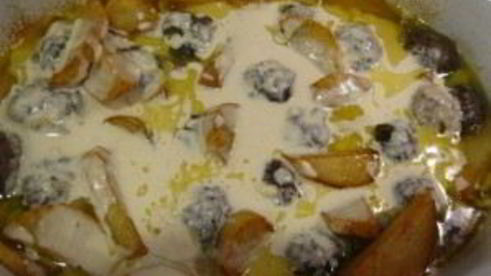 тушеная картошка с тефтелями