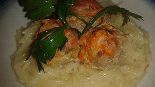 Запеченные тефтельки в сметанном соусе