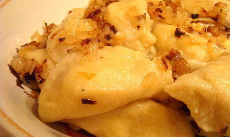 Рецепт вареников на заварном тесте с сюрпризами в двух начинках