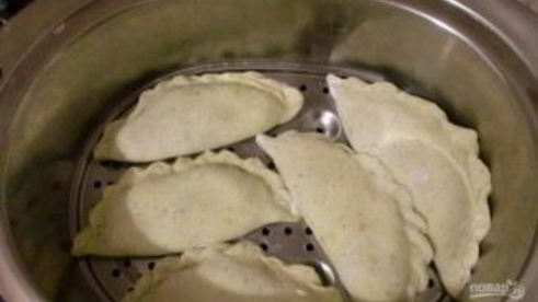 вареники с кинзой