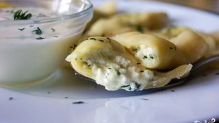 Вареники с соленым творогом