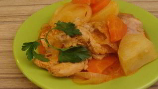 Жаркое из кролика с картошкой