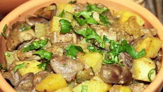 Жаркое из куриных потрохов