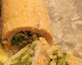 Жаркое из лосося и баккала с начинкой из красных креветок