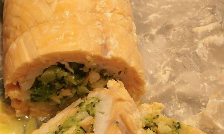 Рецепт жаркого из лосося и баккала с начинкой из красных креветок