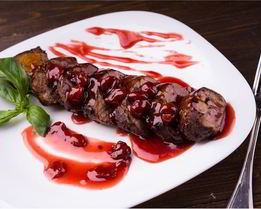 Жаркое из телятины с вишней