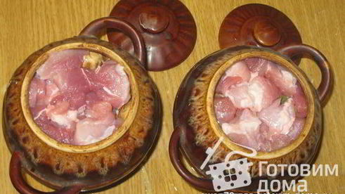 жаркое с грибами в горшочках