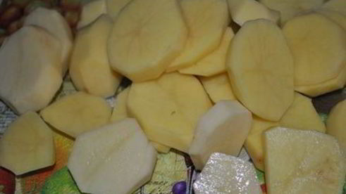 жаркое с мясом и картофелем по-новому