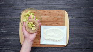 Куриные зразы с авокадо