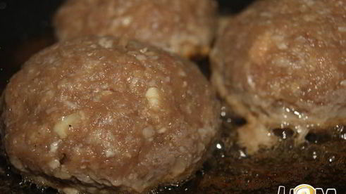 мясные зразы с яичным блинчиком