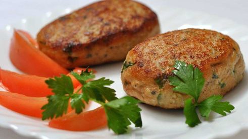 рыбные зразы с яйцом