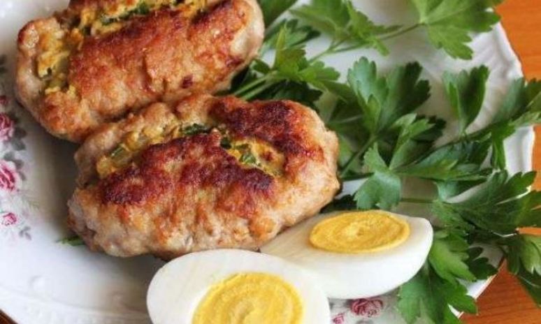 Рецепт зраз из свинины с яйцом