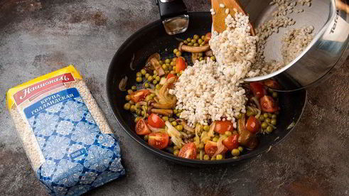 ароматная каша с лесными грибами