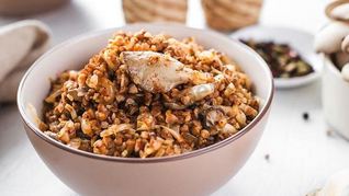 Дробленая гречка с вешенками