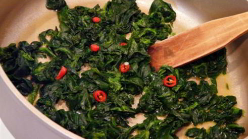 гречка с чили и шпинатом