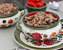 Гречка с грибами и луком в мультиварке