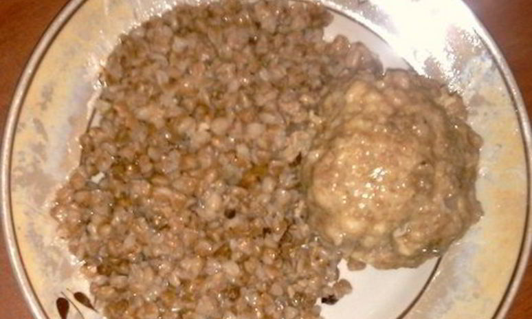 Рецепт гречки с котлетами в мультиварке