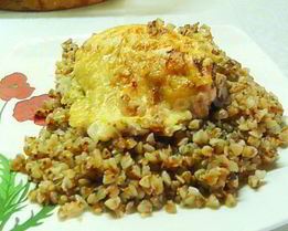 Гречка с курицей в духовке