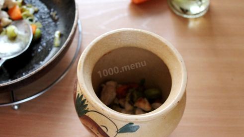 гречка с курицей в горшочке