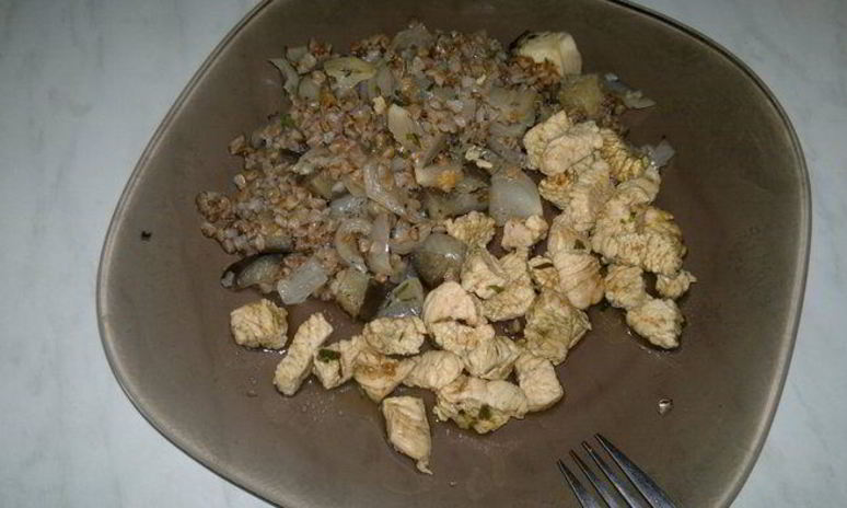 Рецепт гречки с овощами и индейкой