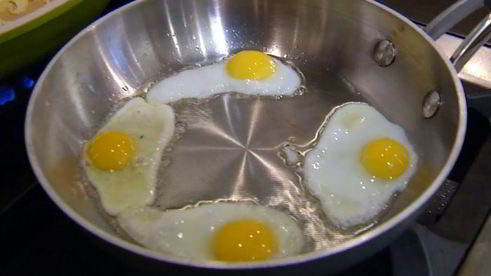 гречка с перепелиными яйцами и овечьим сыром