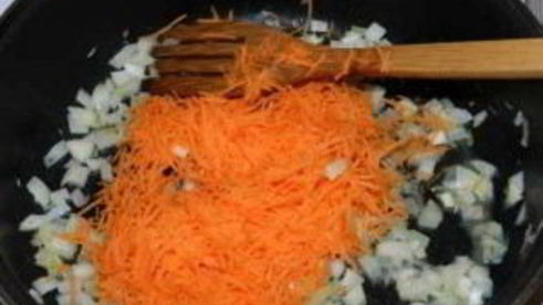 гречка с тушенкой и луком