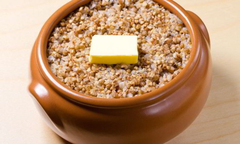 Рецепт гречки в горшочках со свининой и с грибами