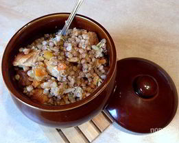 Гречка в горшочке с мясом