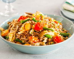 Гречневая каша с овощами и вешенками