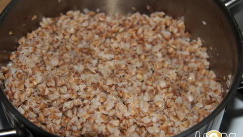 гречневая каша с томатами по-итальянски