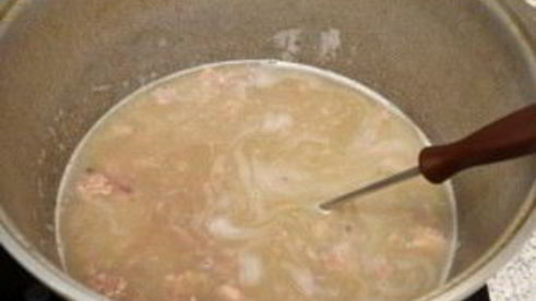 гречневая каша с тушенкой