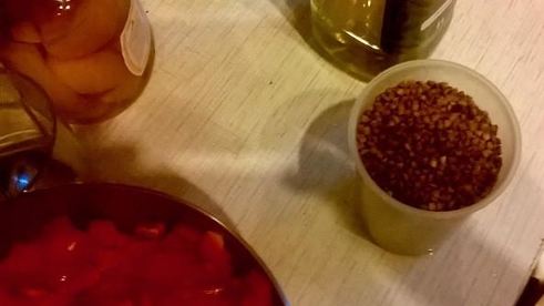 каша гречневая с овощами и тушенкой