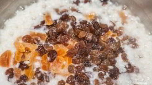 кутья из риса с изюмом