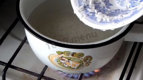 кутья поминальная с изюмом из риса на поминки