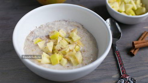овсяная каша с яблоками и корицей