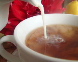 Чай с молоком