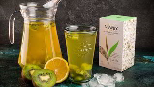 Витаминный чай с киви и мятным сахаром