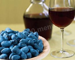 Домашнее вино из жимолости