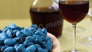 Домашнее вино из жимолости