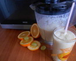 Фруктово-йогуртовый коктейль Citrus scent