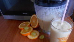 Фруктово-йогуртовый коктейль Citrus scent