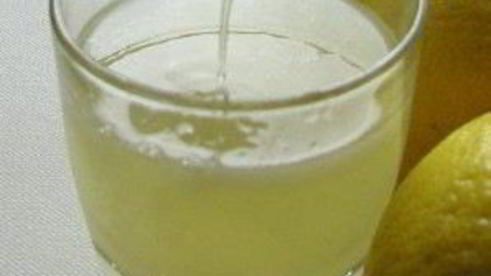 коктейль сюрприз с медом и киви