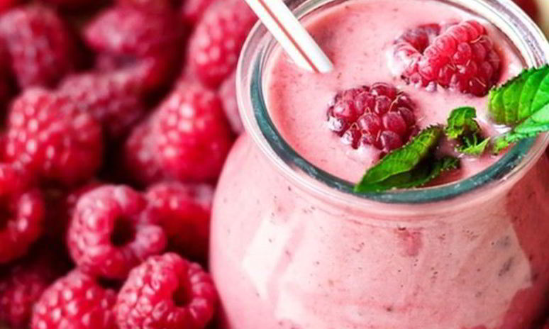 Рецепт малинового коктейля с медом