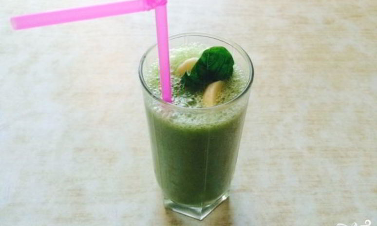 Рецепт бананова-яблочного смузи