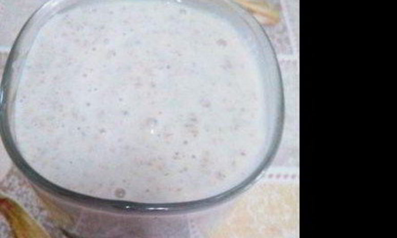 Рецепт бананового смузи с миндалем, клетчаткой и овсянкой