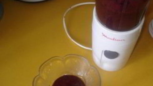 черничный смузи с бананом и кокосовым молоком