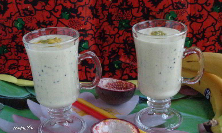 Рецепт смузей маракуйя-банан-кокос