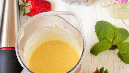 смузи с бананом и манго