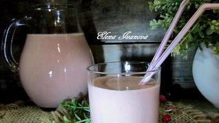 Ягодно-фруктовый смузи на овсяном молоке