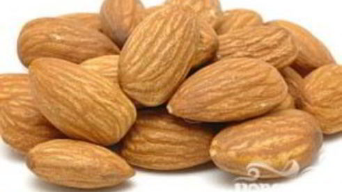 витаминный напиток из апельсина и миндаля